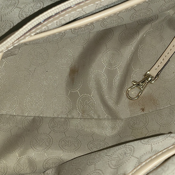 Authentic Michael Kors handbag - Picture 6 of 11